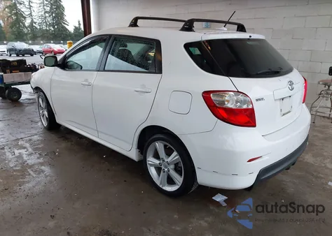 2009 Toyota Matrix S z USA, uszkodzony, nr VIN 2T1KE40E69C010483